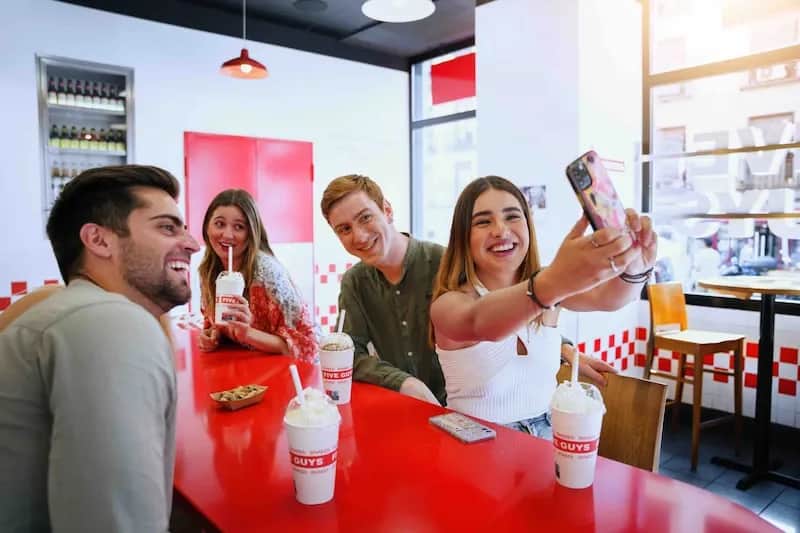 Hear How Our US College Students Live And Learn In Madrid